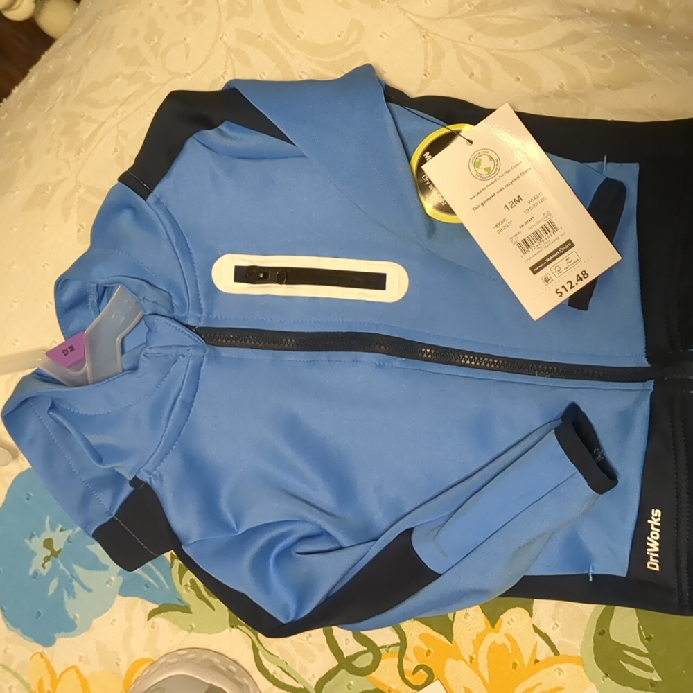 Boys zip up hoodie